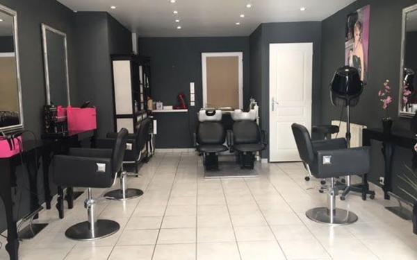 Immeuble à vendre    3 pièces • 110 m2 Bléneau