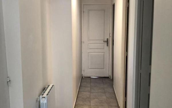 Immeuble à vendre    3 pièces • 110 m2 Bléneau