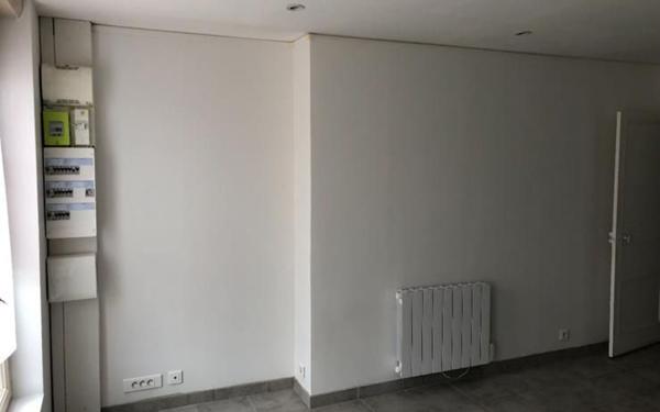 Immeuble à vendre    3 pièces • 110 m2 Bléneau