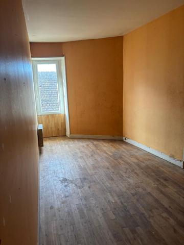 Maison au cœur de village