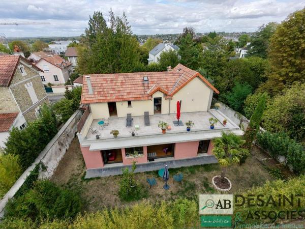 A vendre à Lagny sur Marne propriété de caractère quartier Saint Laurent. Lagny-sur-Marne (77400)