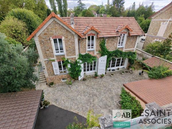 A vendre à Lagny sur Marne propriété de caractère quartier Saint Laurent. Lagny-sur-Marne (77400)