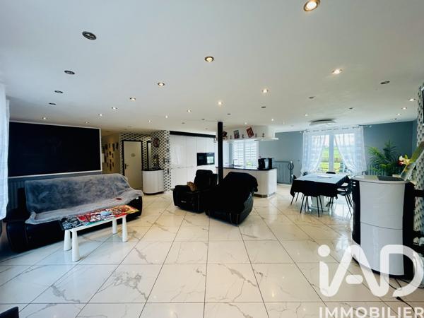 Maison à vendre 8 pièces 237 m² La Chapelle-Fleurigné