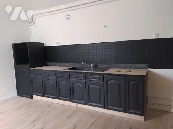 Maison de ville en pierre entièrement rénovée – 114 m² habitables