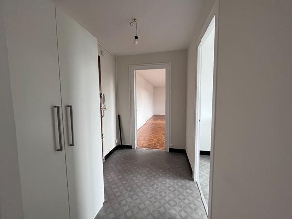 A VENDRE NANTES ZOLA appartement 2 chambres avec ascenseur, parking