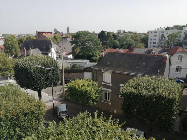 A VENDRE NANTES ZOLA appartement 2 chambres avec ascenseur, parking