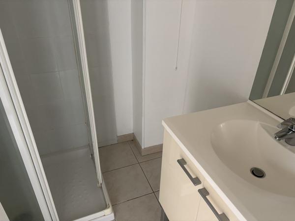 À vendre - T2, 2 pièces situé à Tours (37100)