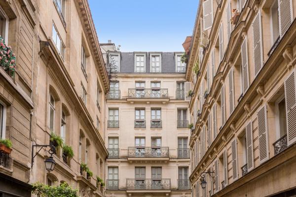 Vente Appartement de luxe Paris 9 5 Pièces 158.18 m²