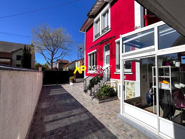Sartrouville - Les Dix Arpents - Maison 5 pièces 132 m2 €699 000 ** - Référence 9571
