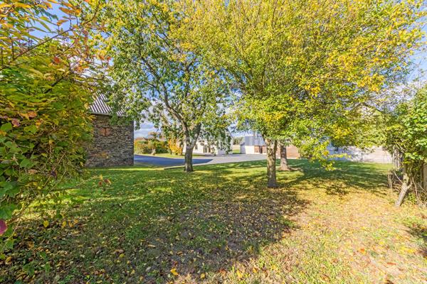 Vente Corps de ferme107 m² - 6 Pièces - VITRE (35500)