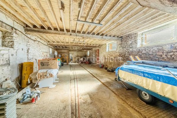 Vente Corps de ferme107 m² - 6 Pièces - VITRE (35500)