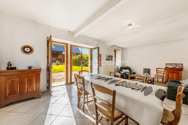 Vente Corps de ferme107 m² - 6 Pièces - VITRE (35500)