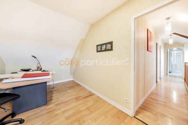 Vente Corps de ferme107 m² - 6 Pièces - VITRE (35500)