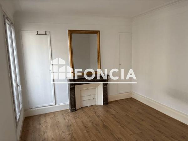 Location Appartement 2 pièces 31.2 m² - 111 RUE DE ROME Paris 75017