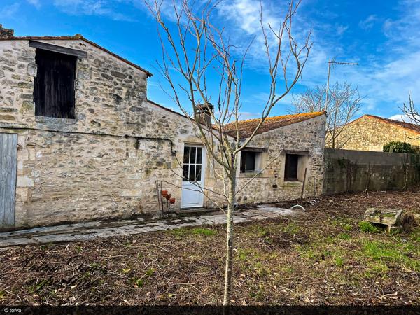 Brouage (17320) Maison en Pierre avec chai et garage
