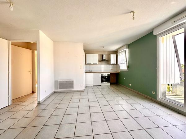 A vendre : Appartement 2 pièces d'environ 45 m² avec balcon en résidence