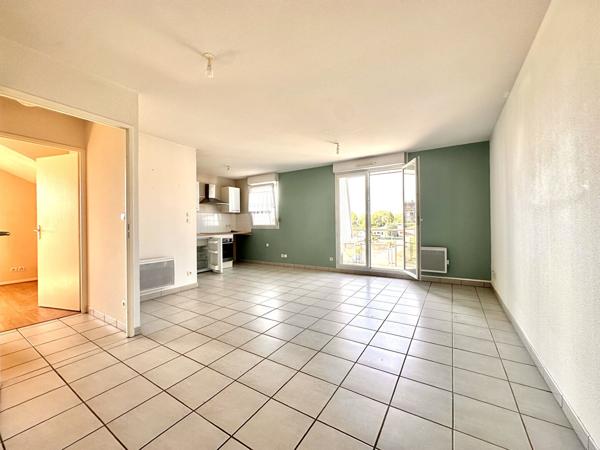 A vendre : Appartement 2 pièces d'environ 45 m² avec balcon en résidence