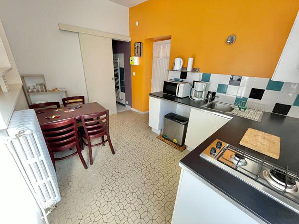 A LOUER - NANTES ST DONATIEN - Grand appartement 1 pièce MEUBLÉ de 24.89 m²