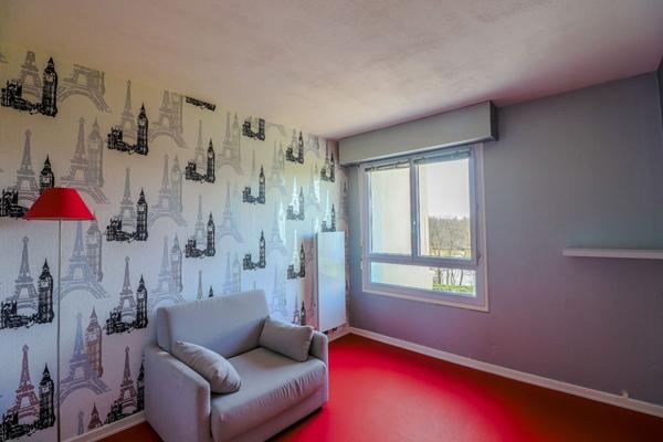 Appartement Nevers 3 chambres, balcon plein sud, parking sous terrain, 2 heures de Paris