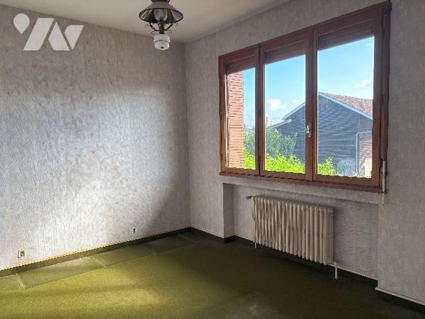 Tonneins- A pied des commerces, cette villa cossue avec parc, ne manquera pas de vous séduire !