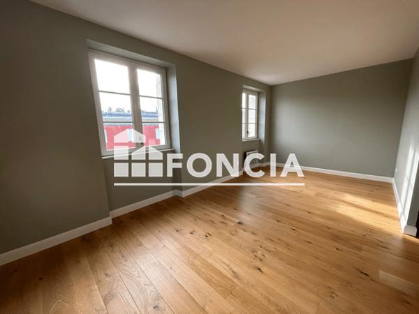 Location Appartement 3 pièces 79.46 m² - 15 RUE GUILLAUME VII LE TROUBADOUR Poitiers 86000
