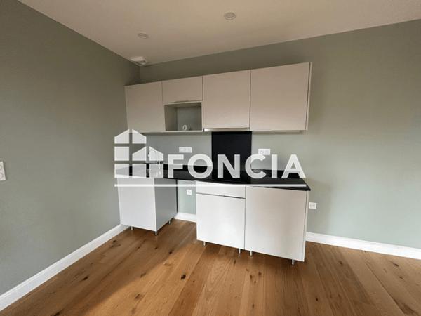 Location Appartement 3 pièces 79.46 m² - 15 RUE GUILLAUME VII LE TROUBADOUR Poitiers 86000