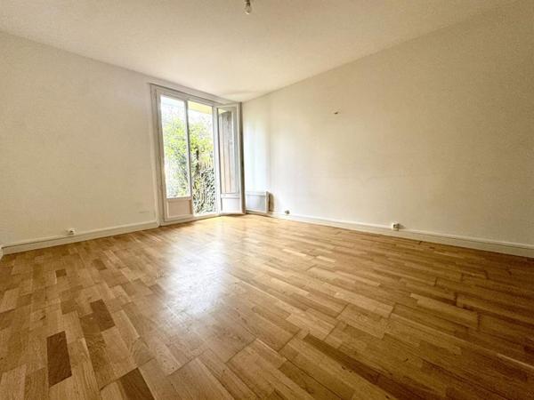 À Vendre ? Studio 26m2 Rez-de-Jardin et Cave ? Lyon 8