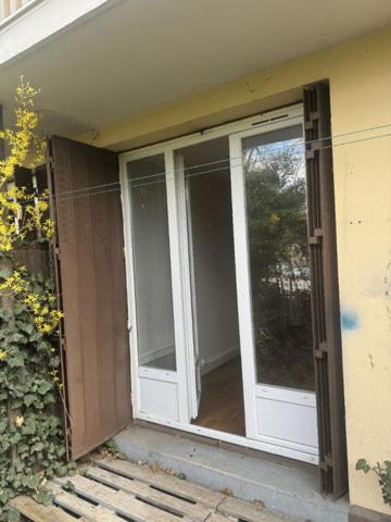 À Vendre ? Studio 26m2 Rez-de-Jardin et Cave ? Lyon 8