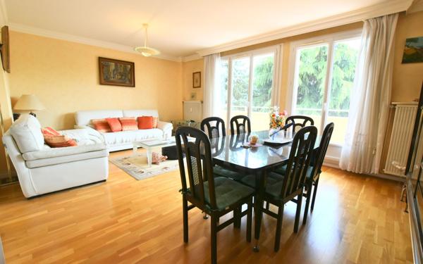 Appartement à vendre    3 pièces • 79,75 m2 Francheville