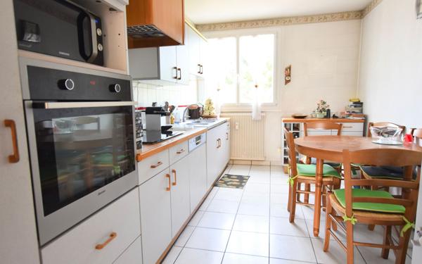 Appartement à vendre    3 pièces • 79,75 m2 Francheville