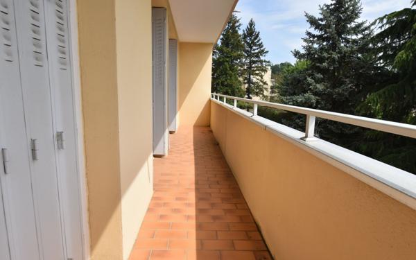 Appartement à vendre    3 pièces • 79,75 m2 Francheville