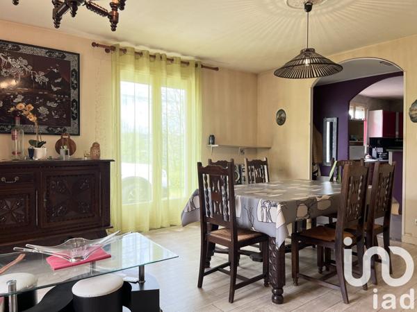 Maison 4 pièces de 88 m² à Allassac (19240)