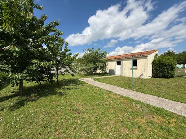 Maison Champagné-les-marais 2 chambres