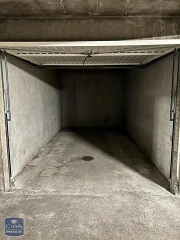 Parking à louer Villeurbanne (69100)