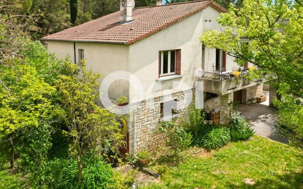 Maison à vendre    5 pièces • 84,50 m2 Ruoms