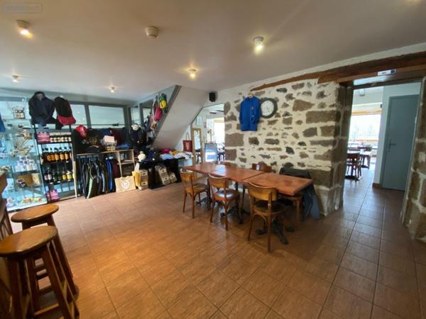 Murs commerciaux à vendre à Le Falgoux dans le Cantal (15380), ref : 15060/1136