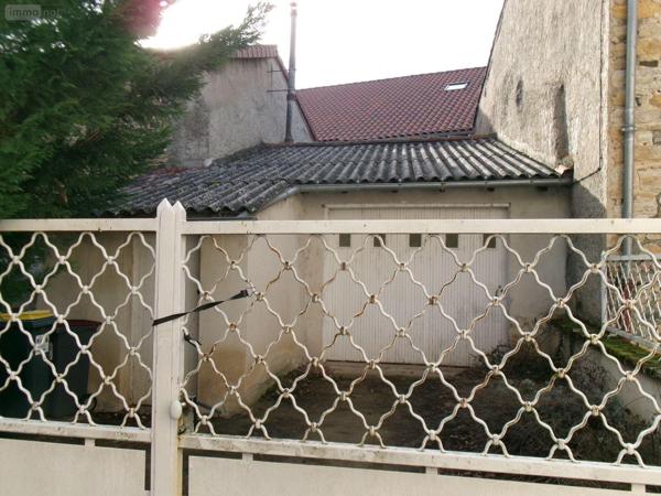 Maison de ville à vendre à Parentignat dans le Puy-de-Dôme (63500), ref : 13385/177   
ISSOIRE