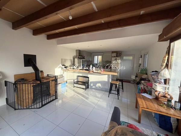 ENSEMBLE IMMOBILIER - MESCHERS