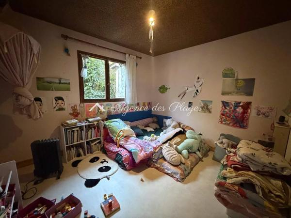 ENSEMBLE IMMOBILIER - MESCHERS