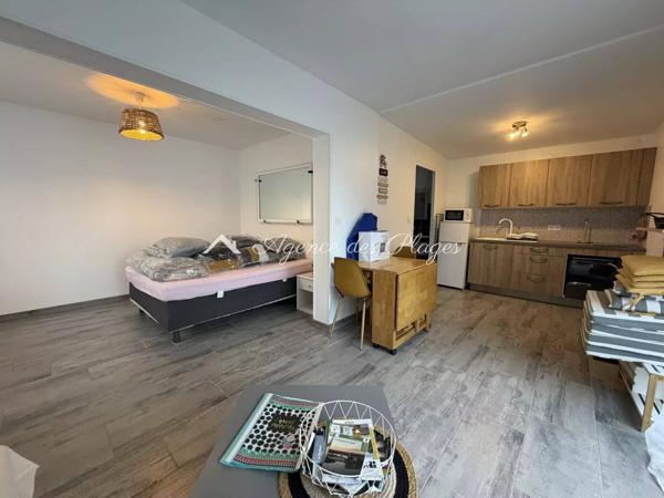 ENSEMBLE IMMOBILIER - MESCHERS