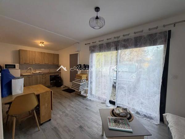 ENSEMBLE IMMOBILIER - MESCHERS