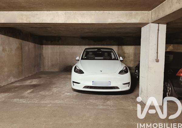 Parking à vendre 12 m² Paris 11