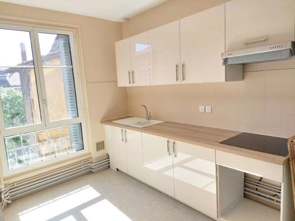 Appartement à louer à Mâcon (71000)