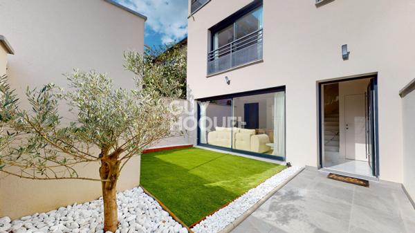 Maison Neuve de Grand Standing - 2 chambres avec Jardins et Terrasse
