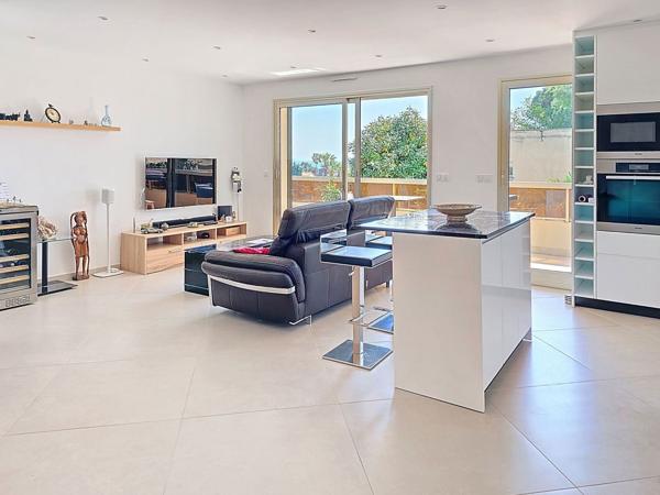 APPARTEMENT 2 PIECES VUE MER, GRANDE TERRASSE