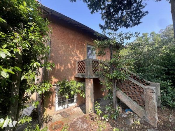 GRASSE - Propriété avec 2 maisons à rénover et annexes sur terrain constructible de 4.870m².