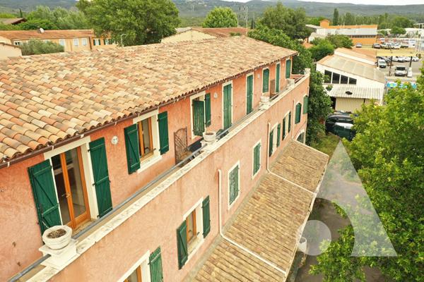 Immeuble 15 pièces 809 m2