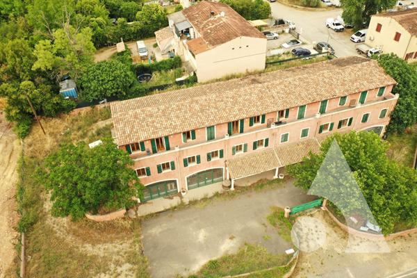 Immeuble 15 pièces 809 m2