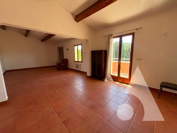 Immeuble 15 pièces 809 m2