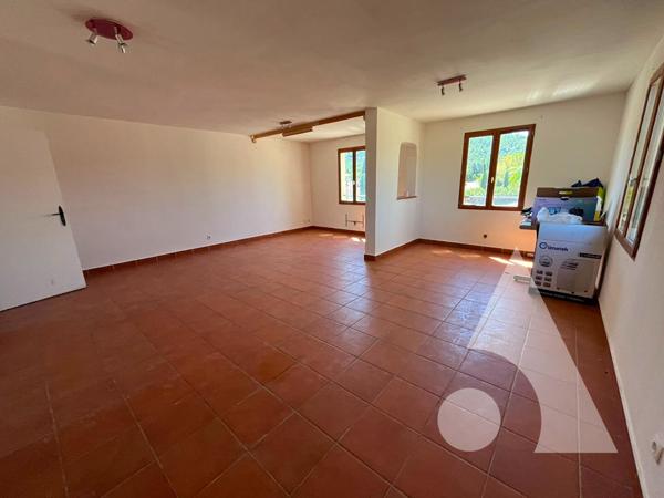 Immeuble 15 pièces 809 m2